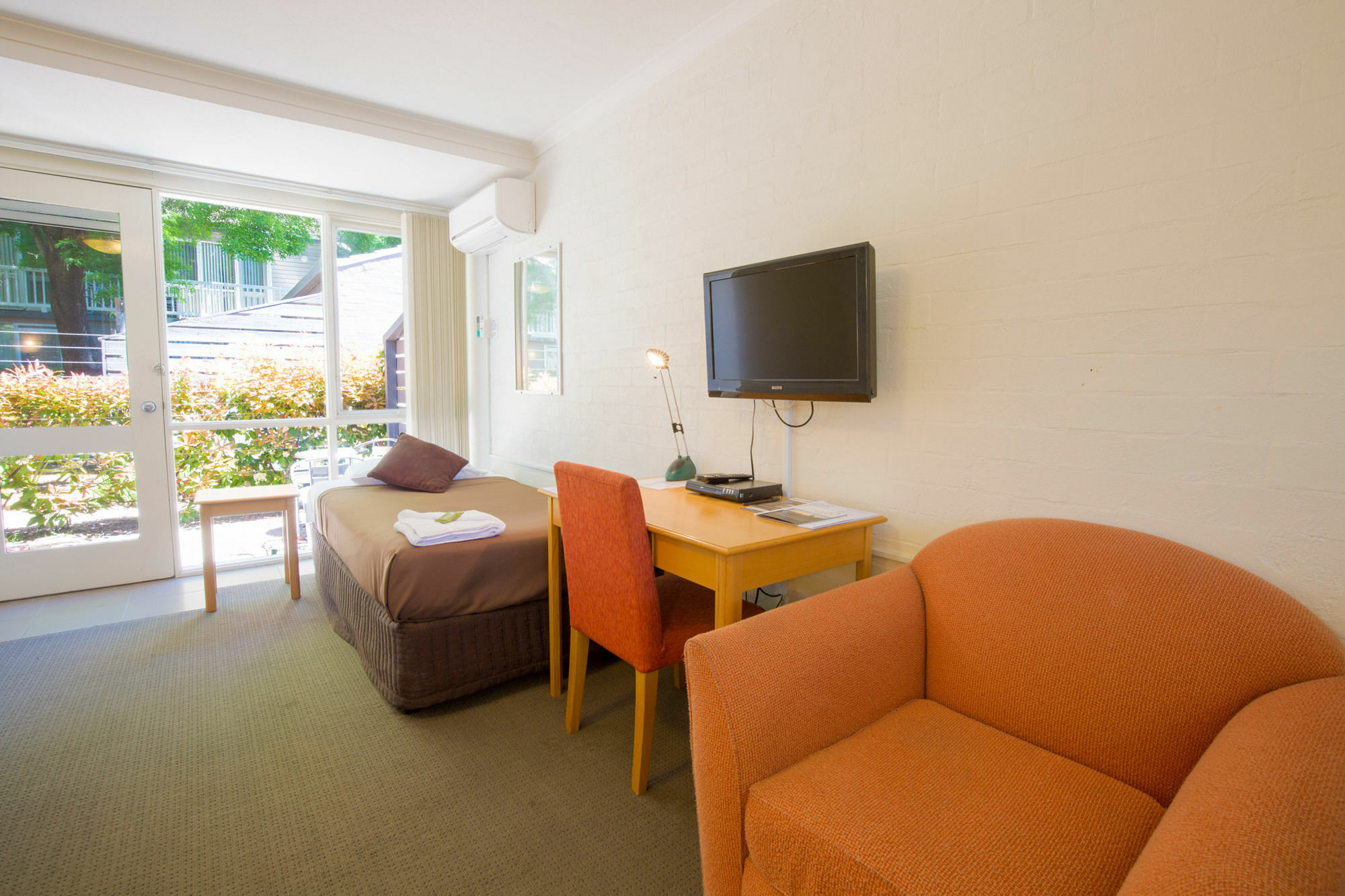 אורנג' Summer East Apartments מראה חיצוני תמונה