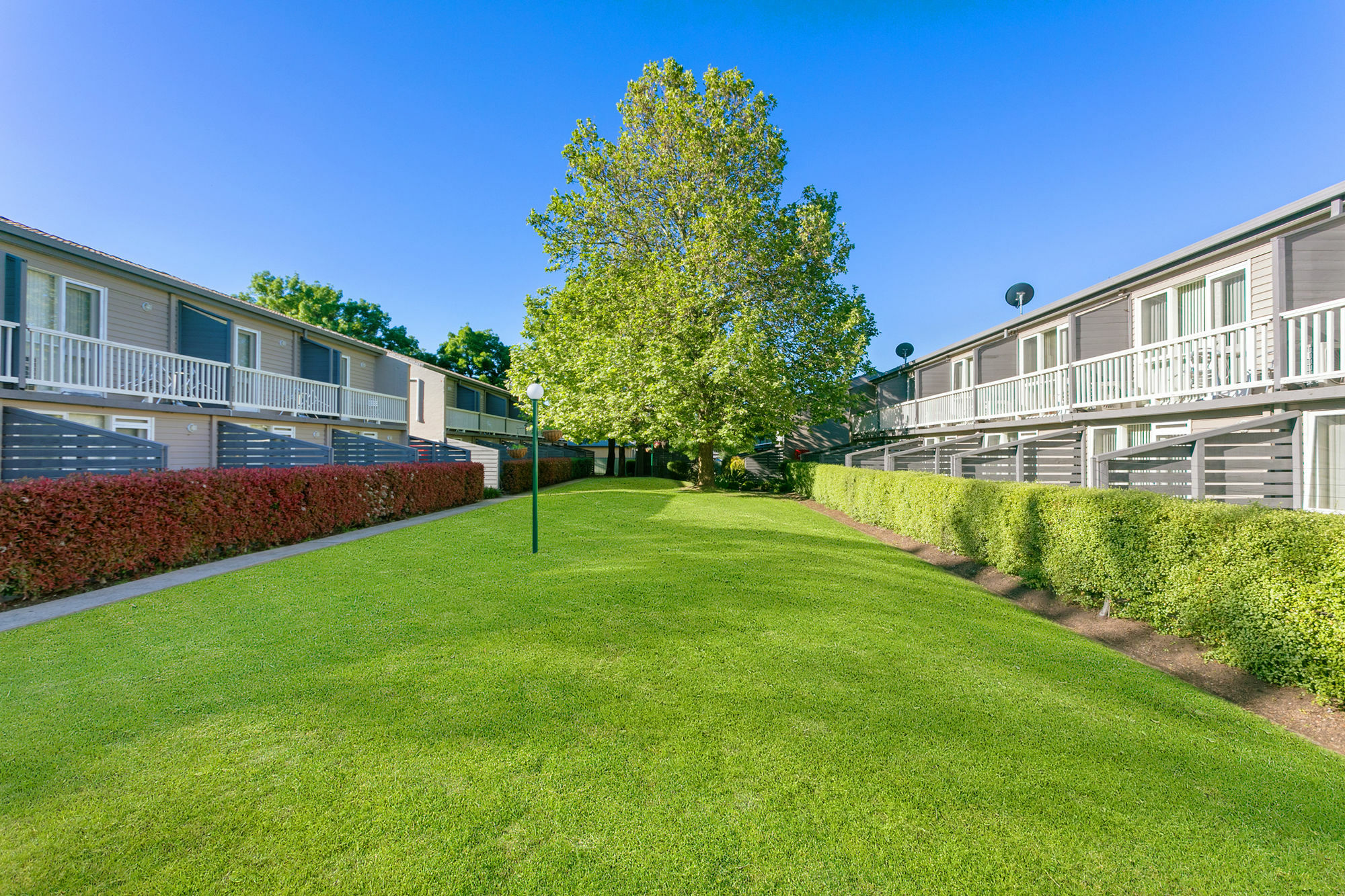 אורנג' Summer East Apartments מראה חיצוני תמונה